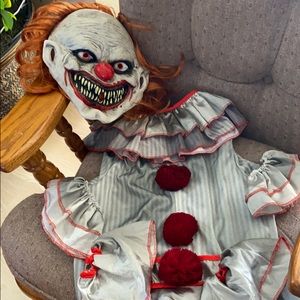 Halloween costume Evil clown